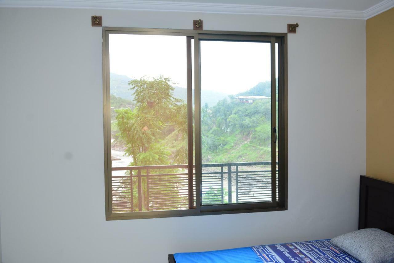 La Orilla Hotel Muzaffarabad Ngoại thất bức ảnh
