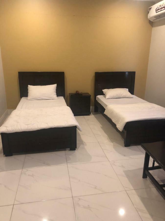 La Orilla Hotel Muzaffarabad Ngoại thất bức ảnh