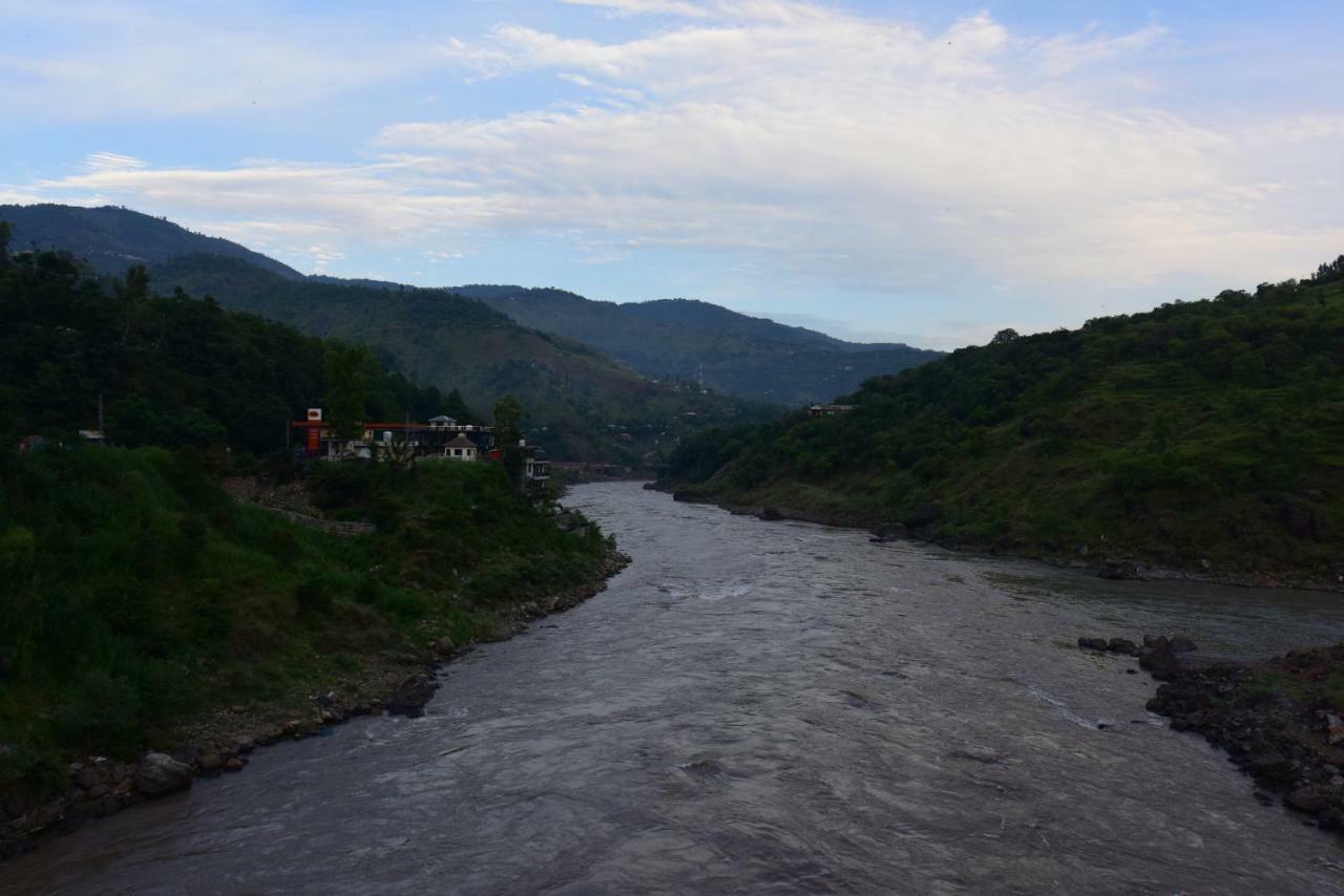 La Orilla Hotel Muzaffarabad Ngoại thất bức ảnh